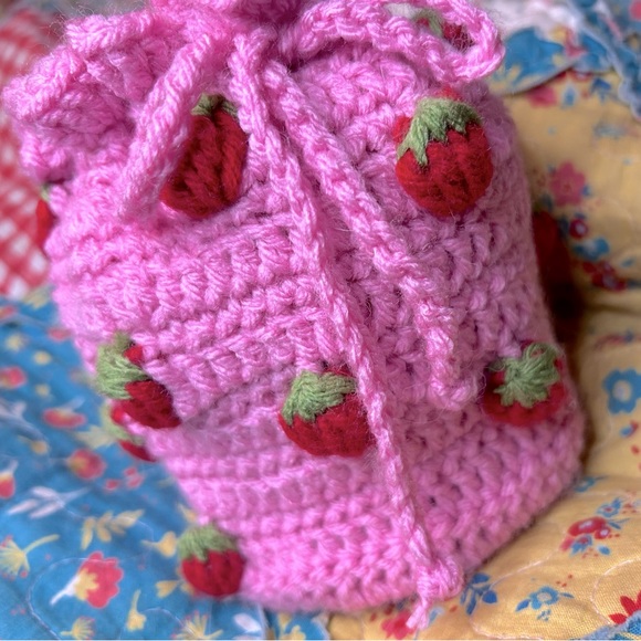 Strawberry Drawstring Pouch - Picture 5 of 6